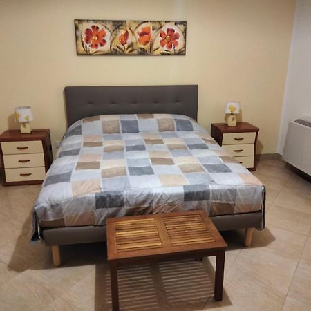 The Best Rooms & Apartments - Parcheggia Gratis Sotto Casa Ed Entra - Mazara del Vallo Ruang foto