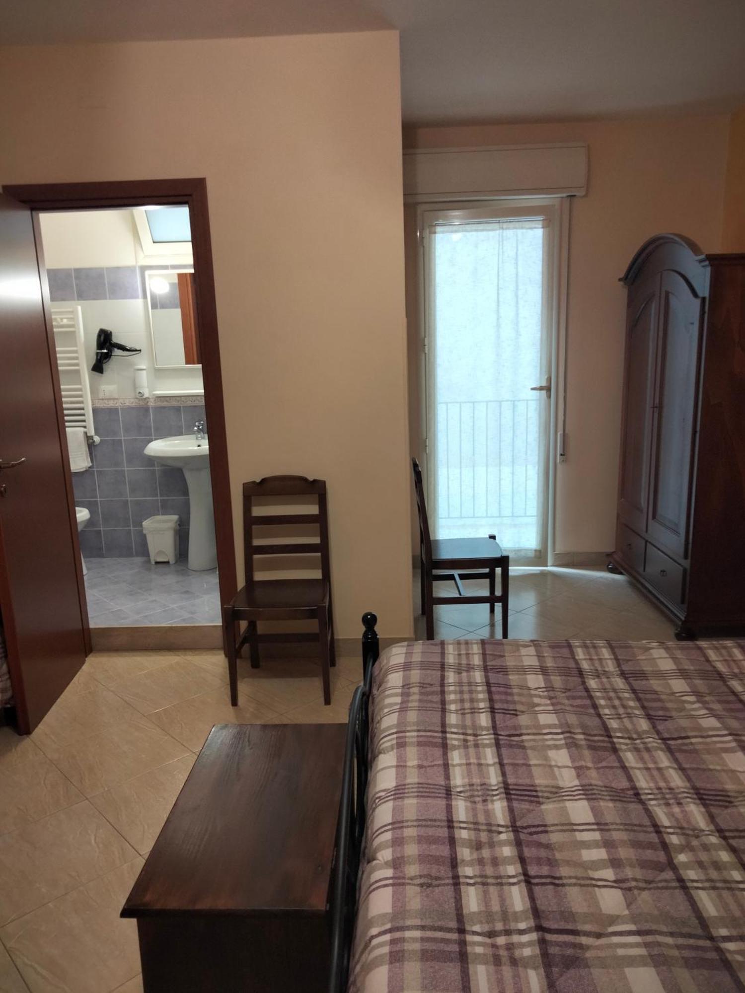 The Best Rooms & Apartments - Parcheggia Gratis Sotto Casa Ed Entra - Mazara del Vallo Bagian luar foto