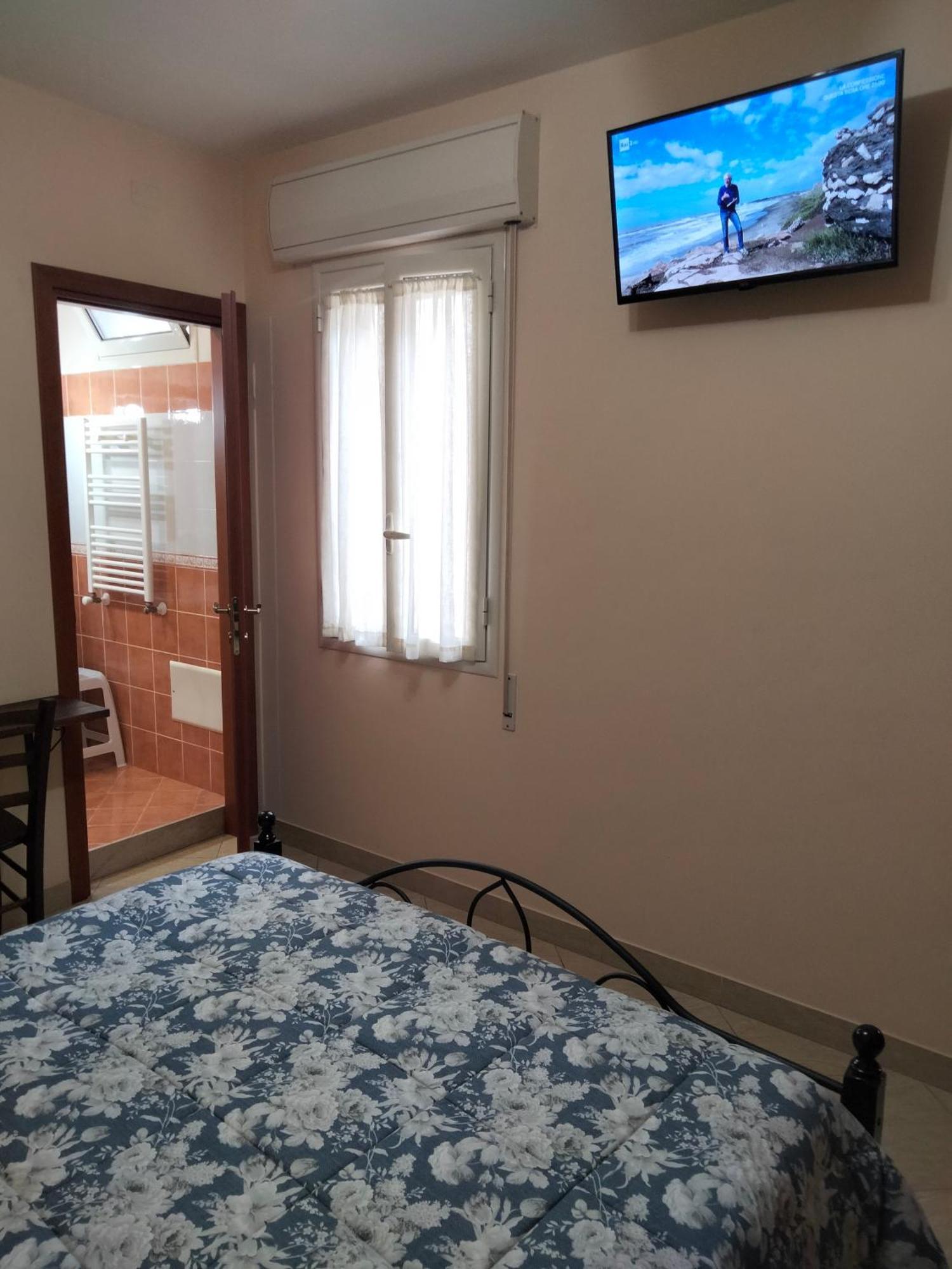The Best Rooms & Apartments - Parcheggia Gratis Sotto Casa Ed Entra - Mazara del Vallo Bagian luar foto