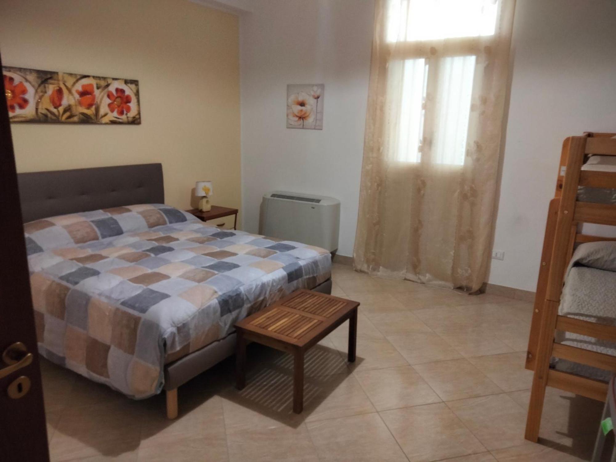 The Best Rooms & Apartments - Parcheggia Gratis Sotto Casa Ed Entra - Mazara del Vallo Ruang foto